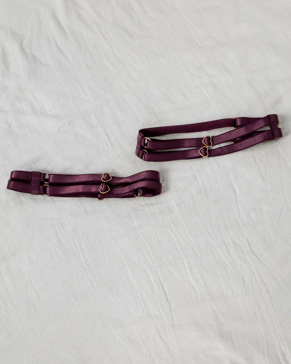 Hearts of Venus Strappy Leg Garters in Plum